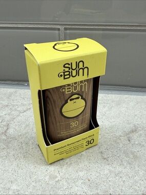 NWT Sun Bum SPF 30 Premium Sunscreen Face Stick